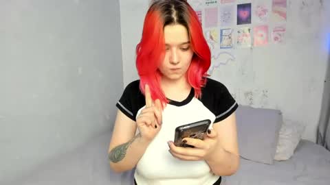 Snapshot of edna_dana chatting on 4, 2, 2025 Edna online show from 4, 2, 2025