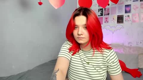 Snapshot of edna_dana chatting on 4, 3, 2025 Edna online show from 4, 3, 2025