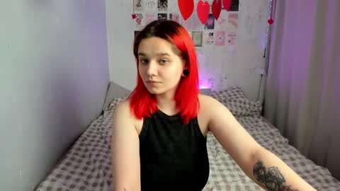Snapshot of edna_dana chatting on 5, 3, 2025 Edna online show from 5, 3, 2025