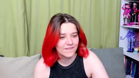 Snapshot of edna_dana chatting on 15, 10, 2025 Edna online show from 15, 10, 2025