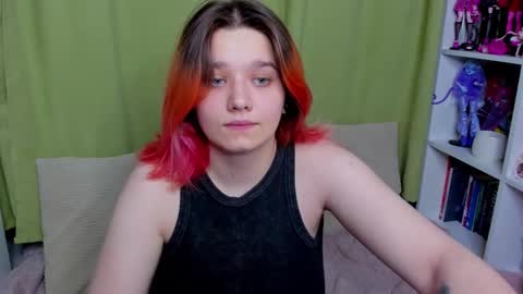 Snapshot of edna_dana chatting on 20, 11, 2025 Edna online show from 20, 11, 2025