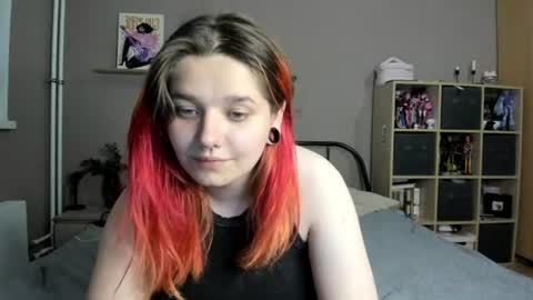 Snapshot of edna_dana chatting on 18, 7, 2026 Edna online show from 18, 7, 2026