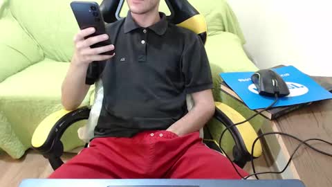 Snapshot of eduardobrain7 chatting on 24, 11, 2025 eduardobrain7 online show from 24, 11, 2025