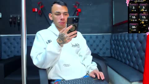 Snapshot of edward_24_ chatting on 17, 11, 2025 Edward Colleman online show from 17, 11, 2025