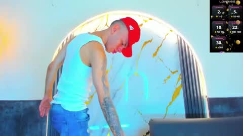 Snapshot of edward_24_ chatting on 17, 12, 2025 Edward Colleman online show from 17, 12, 2025