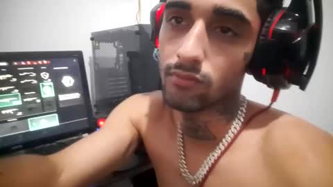 Snapshot of edward_johnsonn chatting on 23, 9, 2025 edward_johnsonn online show from 23, 9, 2025