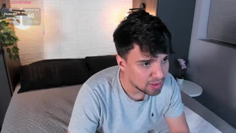 Eduardo online show from 7, 4, 2026