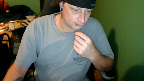 edwardaims_2please online show from 9, 7, 2026