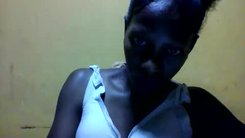 Snapshot of edwige770943 chatting on 20, 4, 2026 edwige770943 online show from 20, 4, 2026
