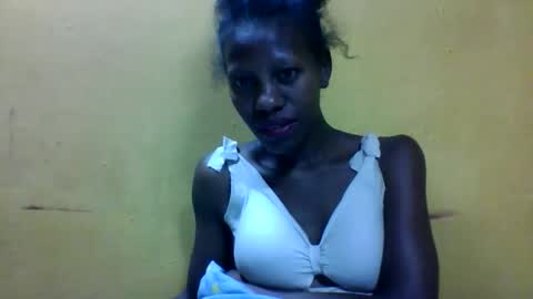 Snapshot of edwige770943 chatting on 21, 4, 2026 edwige770943 online show from 21, 4, 2026
