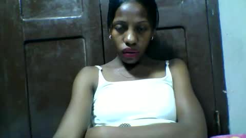 Snapshot of edwige770943 chatting on 2, 5, 2026 edwige770943 online show from 2, 5, 2026