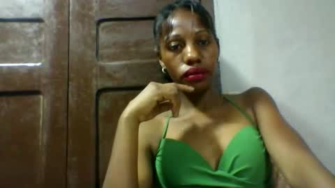 Snapshot of edwige770943 chatting on 7, 5, 2026 edwige770943 online show from 7, 5, 2026