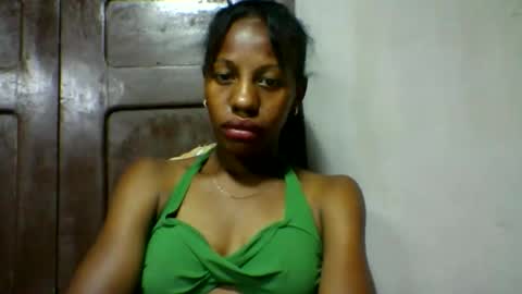 Snapshot of edwige770943 chatting on 8, 5, 2026 edwige770943 online show from 8, 5, 2026