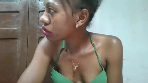 Snapshot of edwige770943 chatting on 30, 5, 2026 edwige770943 online show from 30, 5, 2026