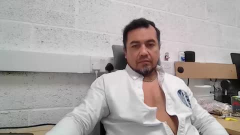 Snapshot of edwill13 chatting on 6, 2, 2026 EdM online show from 6, 2, 2026