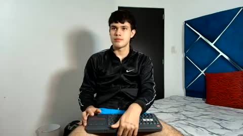 Snapshot of edwinboys chatting on 11, 7, 2026 Edwin online show from 11, 7, 2026