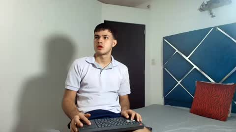 Snapshot of edwinboys chatting on 16, 7, 2026 Edwin online show from 16, 7, 2026