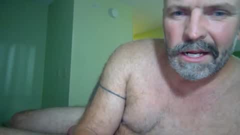 Snapshot of eenyweeny7792505 chatting on 13, 9, 2025 eenyweeny7792505 online show from 13, 9, 2025