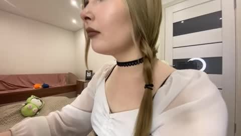 Snapshot of eestipixies chatting on 18, 5, 2026 Lili online show from 18, 5, 2026