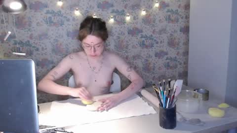 effa__laska online show from 28, 4, 2026