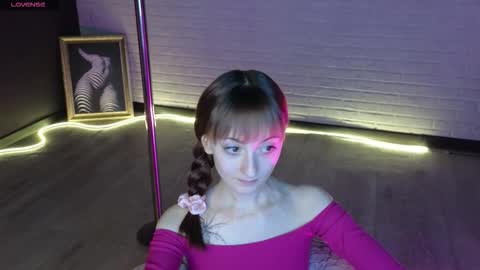 Effie online show from 17, 12, 2025