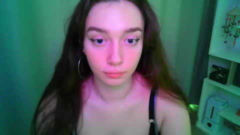 Snapshot of effie_balconii chatting on 17, 10, 2025 effie_balconii online show from 17, 10, 2025