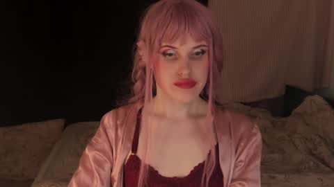 Effie Mur online show from 19, 12, 2024