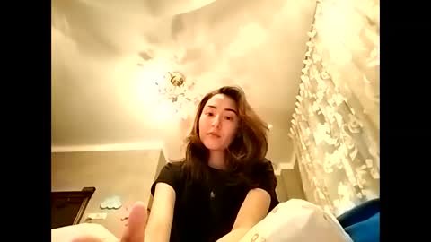 Effy online show from 2, 12, 2024