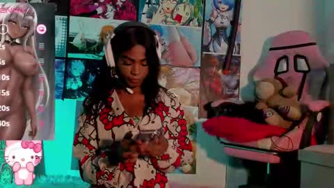 effy_marinn online show from 18, 12, 2025