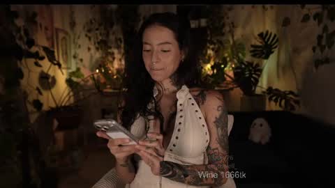 Snapshot of effylowell_ chatting on 14, 6, 2026 Effy online show from 14, 6, 2026