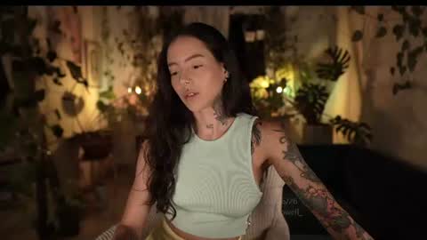 Snapshot of effylowell_ chatting on 24, 6, 2026 Effy online show from 24, 6, 2026