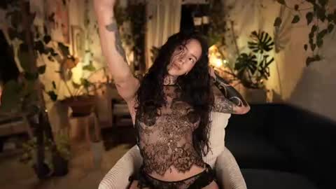 Snapshot of effylowell_ chatting on 10, 7, 2026 Effy online show from 10, 7, 2026