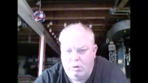 Snapshot of efriff chatting on 1, 6, 2026 efriff online show from 1, 6, 2026