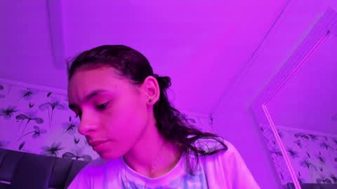 Snapshot of ehotloveaxxx chatting on 16, 1, 2025 Valery online show from 16, 1, 2025