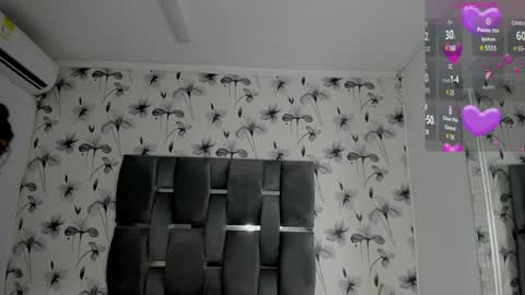 Snapshot of ehotloveaxxx chatting on 5, 2, 2025 Valery online show from 5, 2, 2025