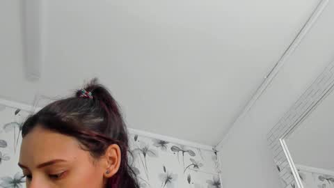 Snapshot of ehotloveaxxx chatting on 29, 10, 2025 Valery online show from 29, 10, 2025