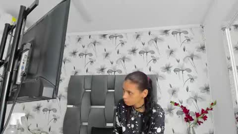 Snapshot of ehotloveaxxx chatting on 2, 11, 2025 Valery online show from 2, 11, 2025