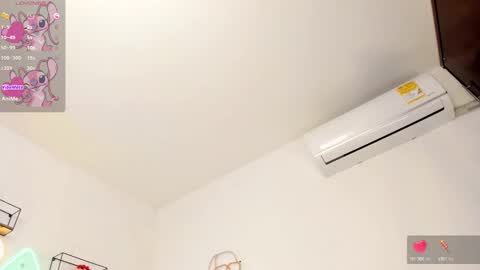 eileenn tanihara online show from 26, 1, 2025