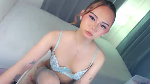 Snapshot of eilleh_loure chatting on 2, 3, 2026 Eilleh online show from 2, 3, 2026