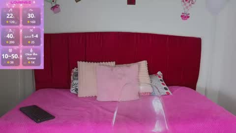 Snapshot of eimy__cute chatting on 25, 5, 2026 eimy__cute online show from 25, 5, 2026
