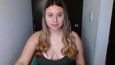 Snapshot of eimy_collin chatting on 25, 2, 2026 EIMY MODEL INDEPENDENT online show from 25, 2, 2026