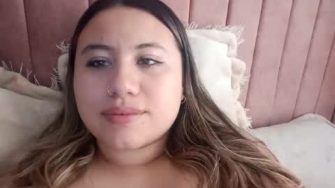 EIMY   MODEL INDEPENDENT online show from 25, 5, 2026