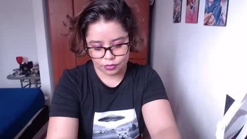 Snapshot of eimy_saenzz chatting on 26, 11, 2025 eimy_saenzz online show from 26, 11, 2025