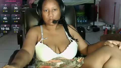 Snapshot of eirondra_valeen chatting on 17, 6, 2026 Eirondra Valeen online show from 17, 6, 2026