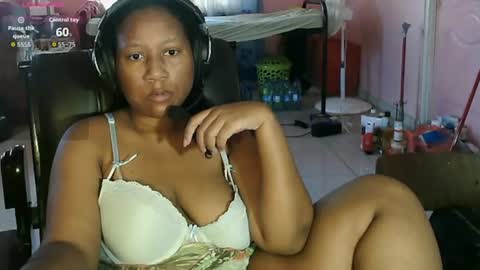 Snapshot of eirondra_valeen chatting on 5, 7, 2026 Eirondra Valeen online show from 5, 7, 2026