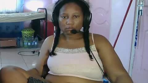 Snapshot of eirondra_valeen chatting on 26, 7, 2026 Eirondra Valeen online show from 26, 7, 2026