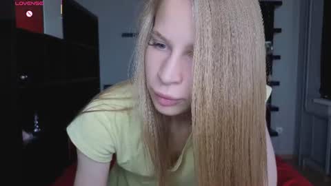 Snapshot of el1s_evans chatting on 1, 7, 2026 please read my bio there is information about private shows and about my personality online show from 1, 7, 2026