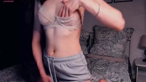 Elis 3 online show from 2, 2, 2025