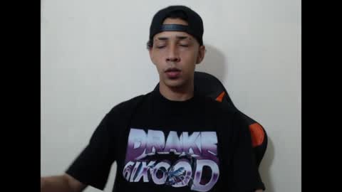 Snapshot of el_menor chatting on 8, 5, 2026 Instagram BelowAbajo online show from 8, 5, 2026
