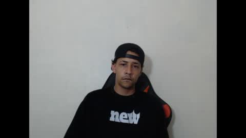 Snapshot of el_menor chatting on 13, 5, 2026 Instagram BelowAbajo online show from 13, 5, 2026